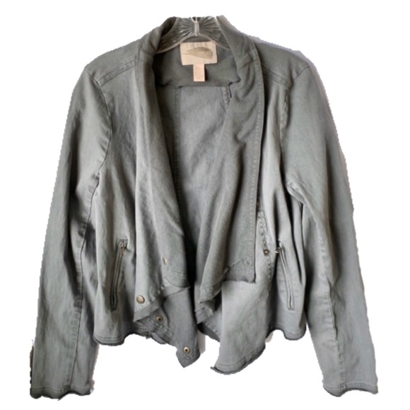 ✨F21 Draped Denim Jacket - Picture 4 of 8